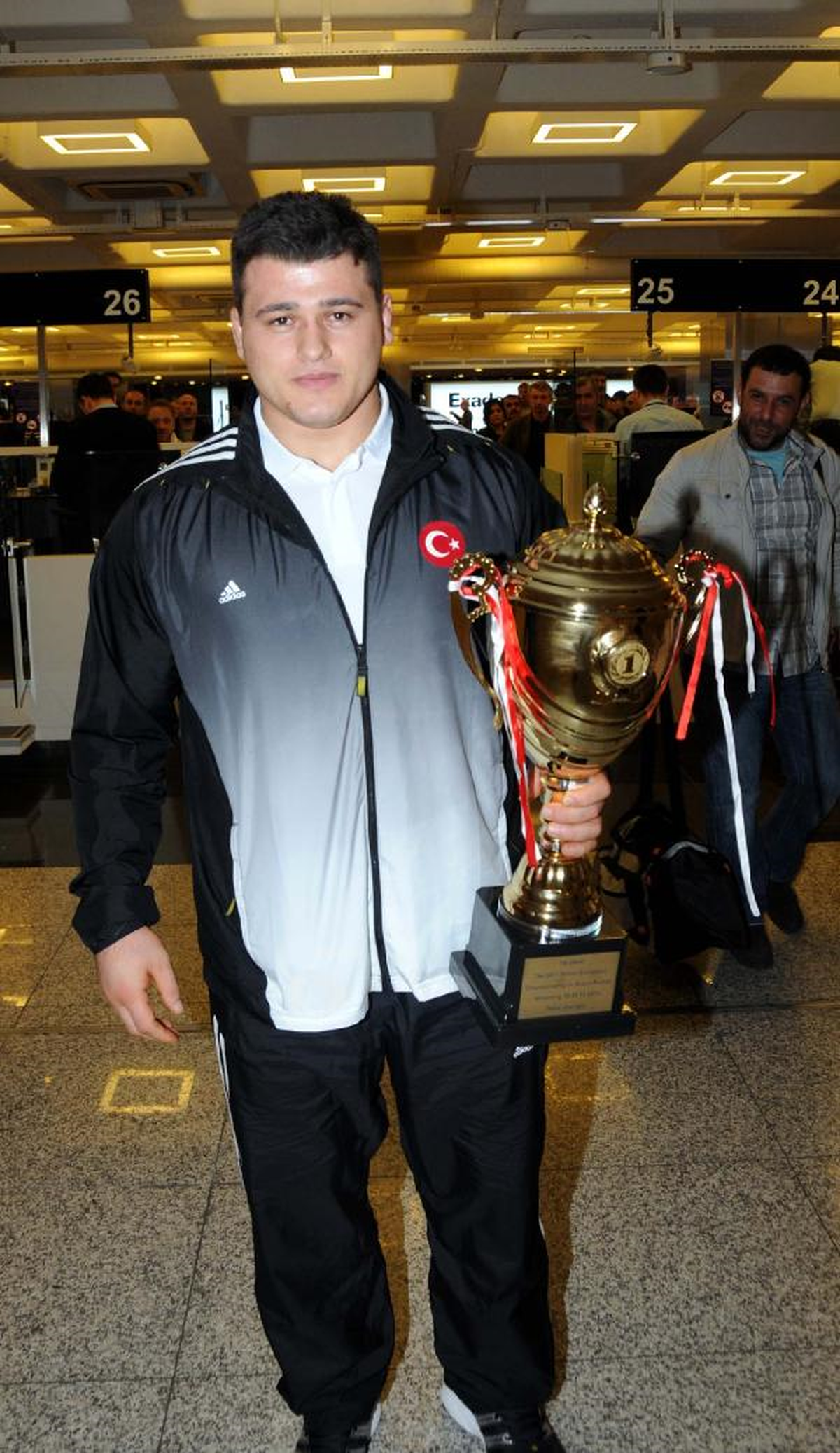 Rıza Kayaalp, Hamza Yerlikaya\'nın Rekoruna Göz Dikti