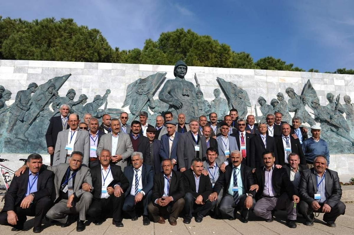 Şehit Yakınları, Gaziler ve Köy Muhtarlarının Çanakkale Ziyareti