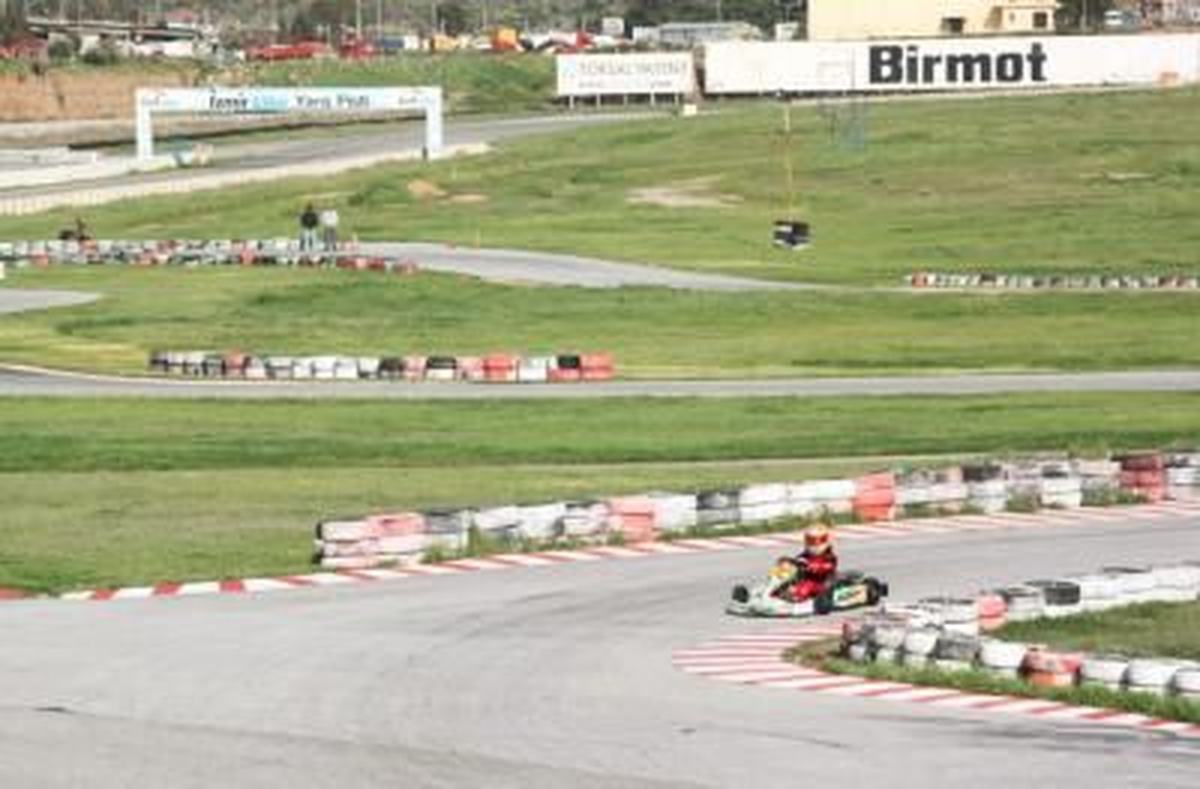 Türkiye Karting Şampiyonası\'nın İlk Ayağı İzmir\'de Yapıldı