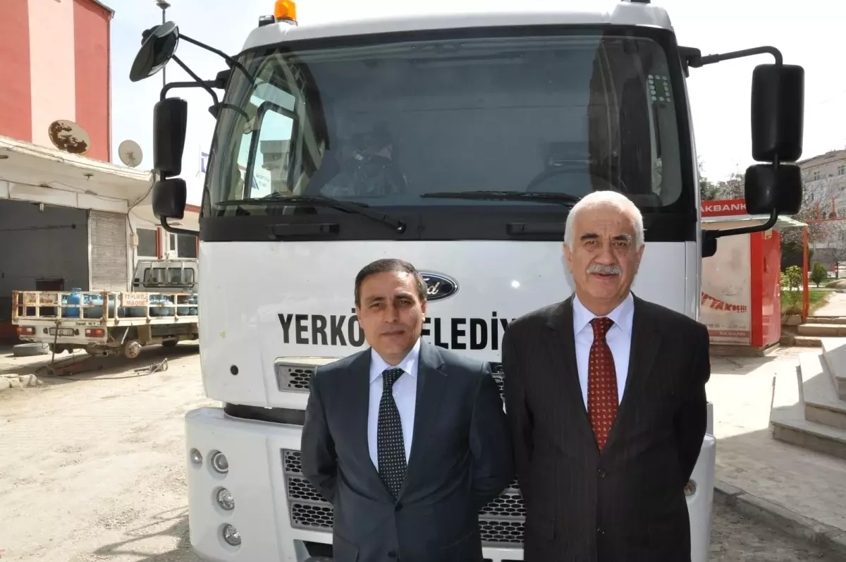 Yerköy'de Kombine Kanal Açma Aracı Hizmete Girdi