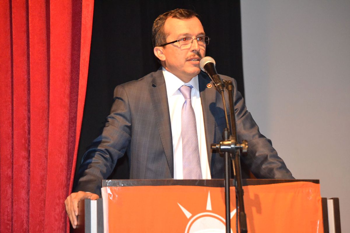AK Parti Manisa Milletvekili Aydemir."2014\'deki Yerel Seçimlerde, Salihli Belediyesi\'nin AK Parti...