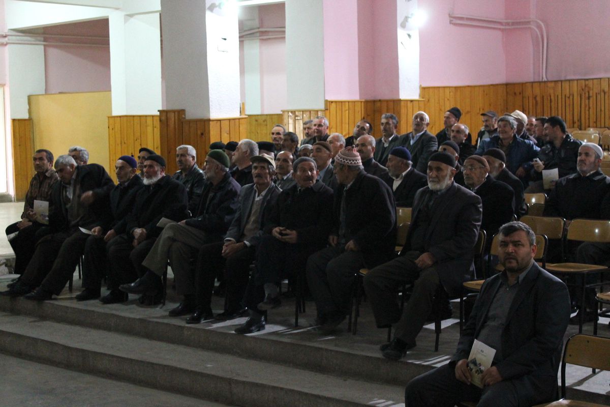 Akdağmadeni\'nde Trans Anadolu Doğalgaz Boru Hattı Semineri Verildi