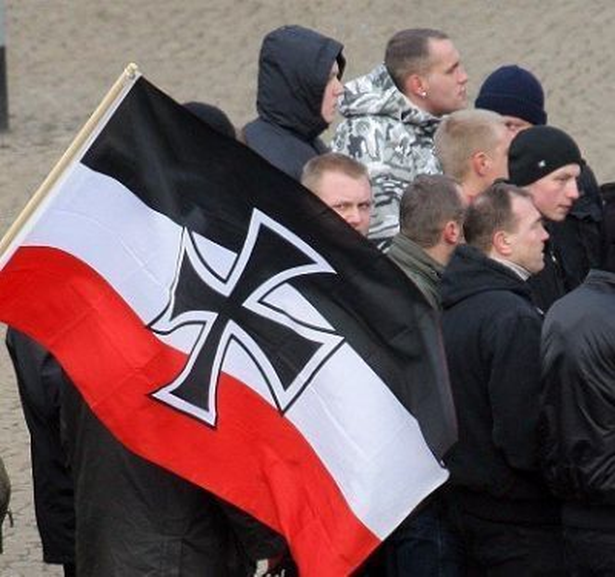 Alman Gazetesinden Neonazi Davasına Sınırlama Getirilmesine Eleştiri