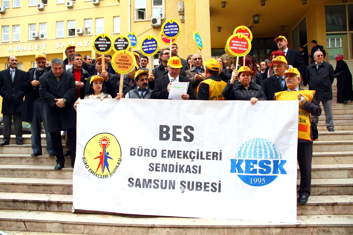Bes, Fazla Mesai ve Yol Ücretlerini İstedi