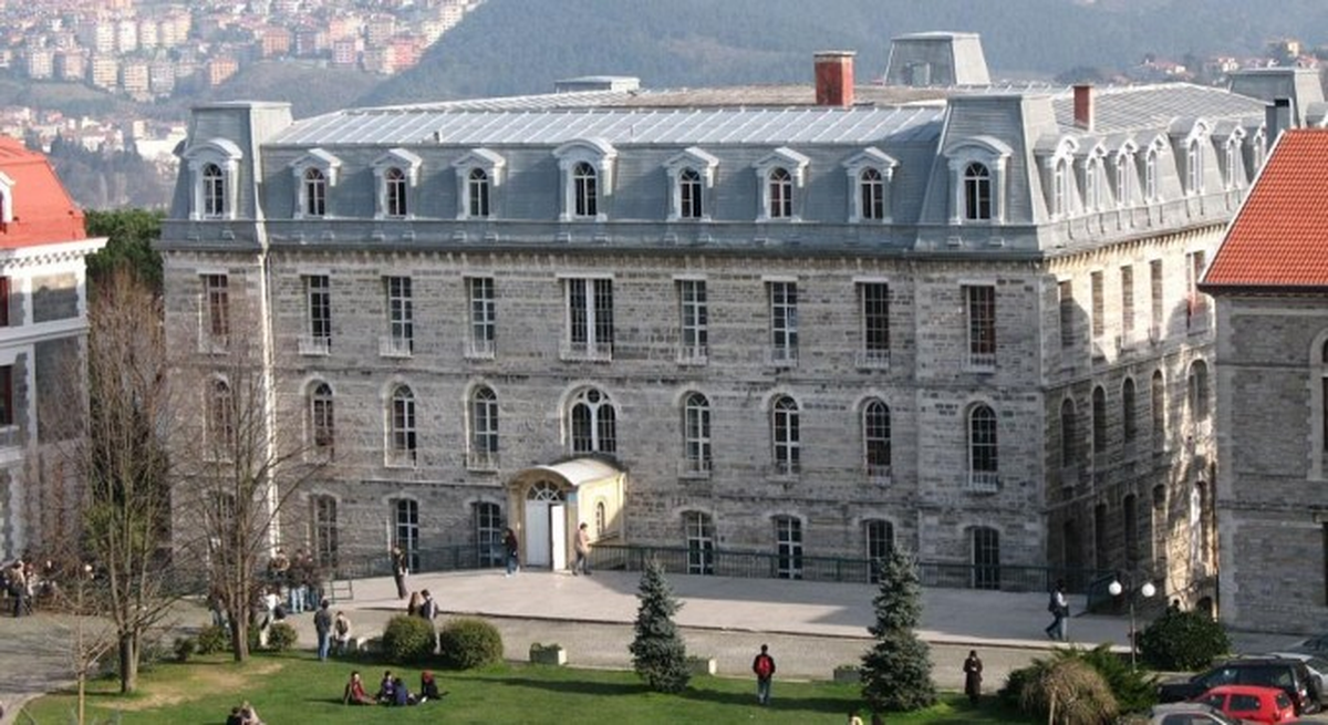 Boğaziçi Üniversitesi Yönetici Eğitim Programı Başlıyor