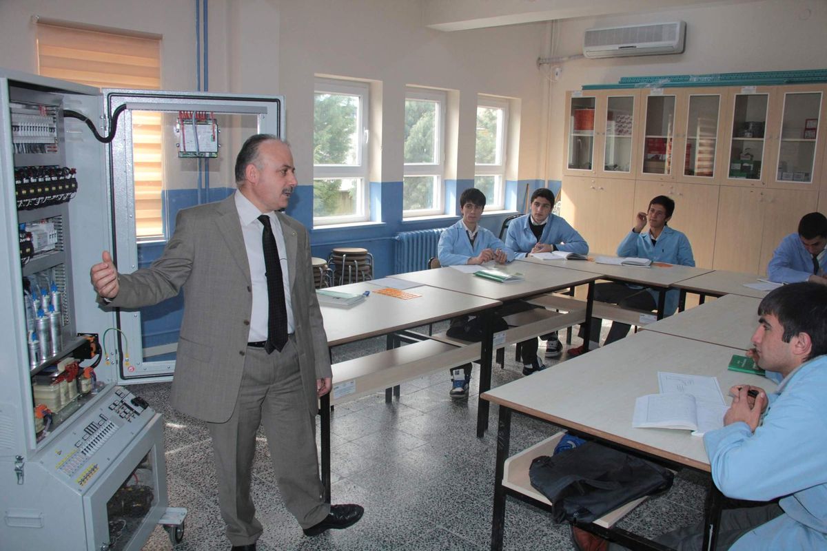 Bu Cihaz Okulları Cezadan Kurtaracak