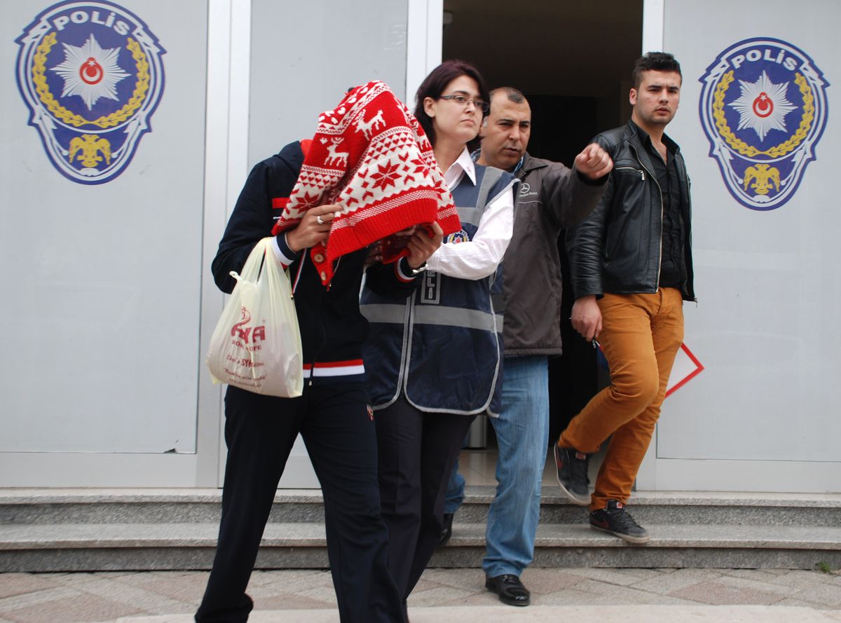 Cüzdan Hırsızı Halk Otobüsünde Yakalandı