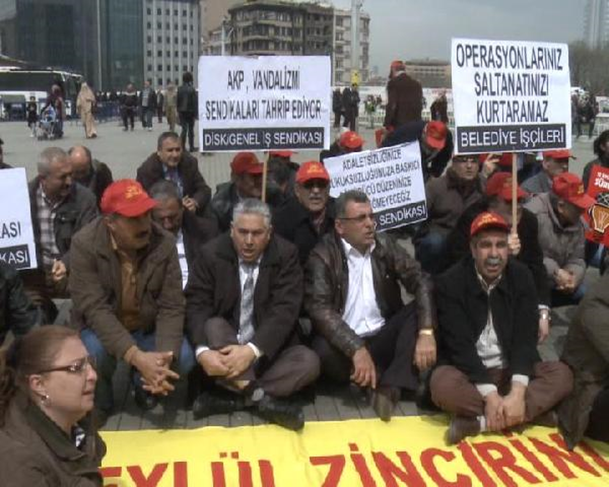 DİSK, Operasyonları Protesto Etti