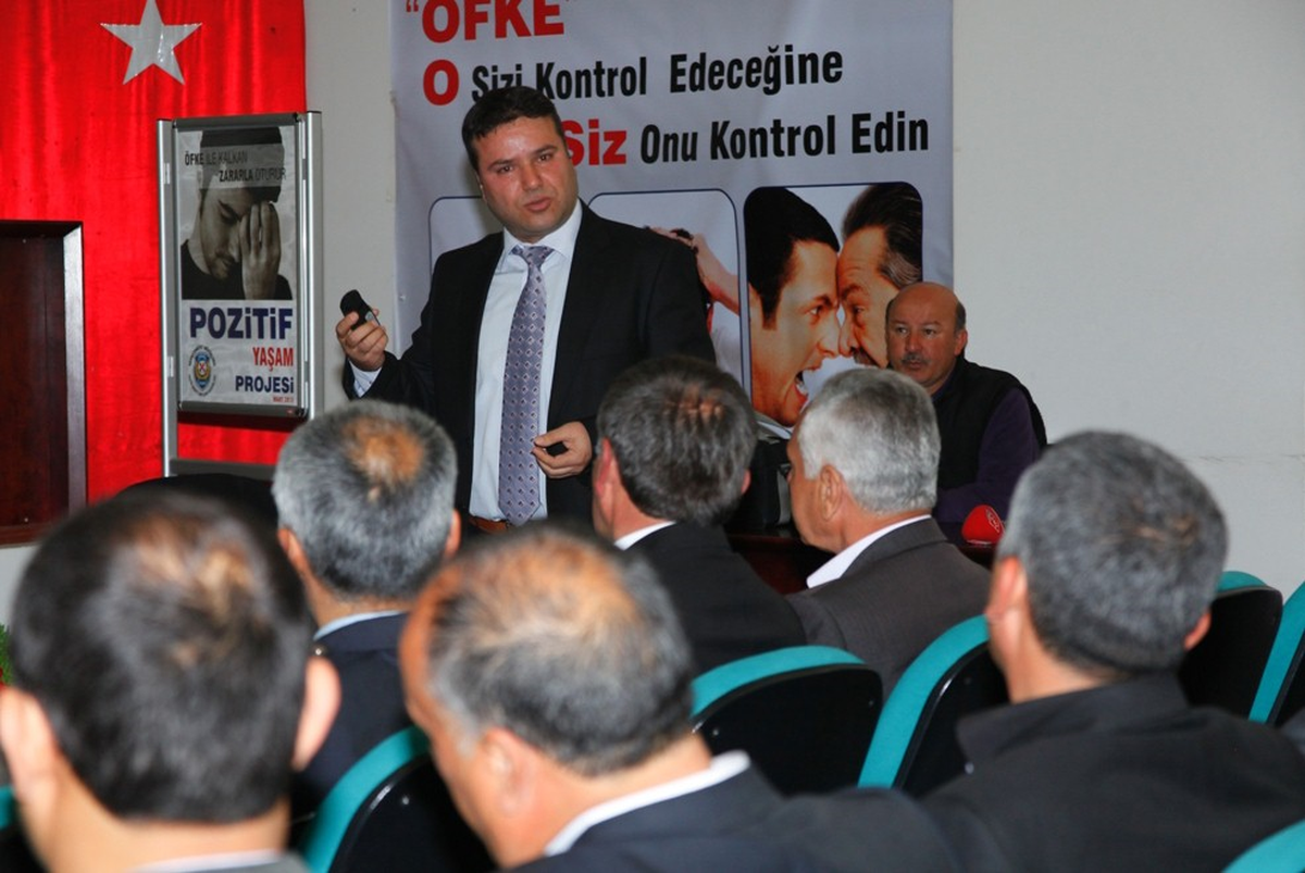 Dolmuş Şoförlerine \'Öfke Kontrolü\' Eğitimi