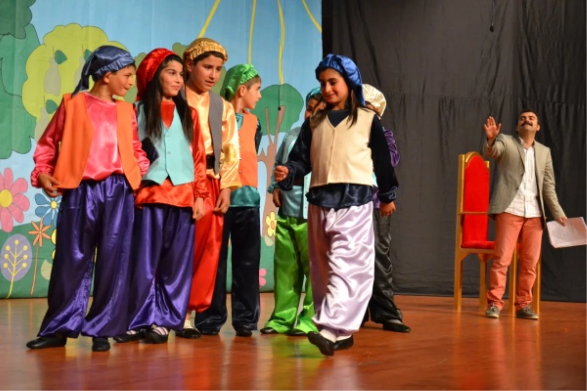 Drama Çocuklarından Muhteşem Performans