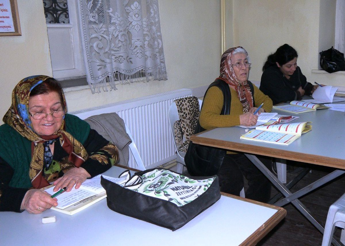 2 Bin 942 Kişi Okuma Yazma Öğrendi