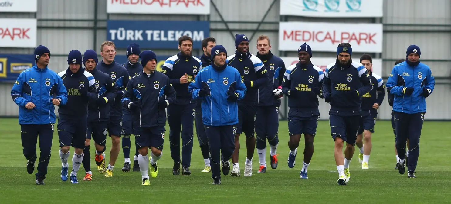Fenerbahçe, Anadolu Üsküdar'ı 6-1 Yendi