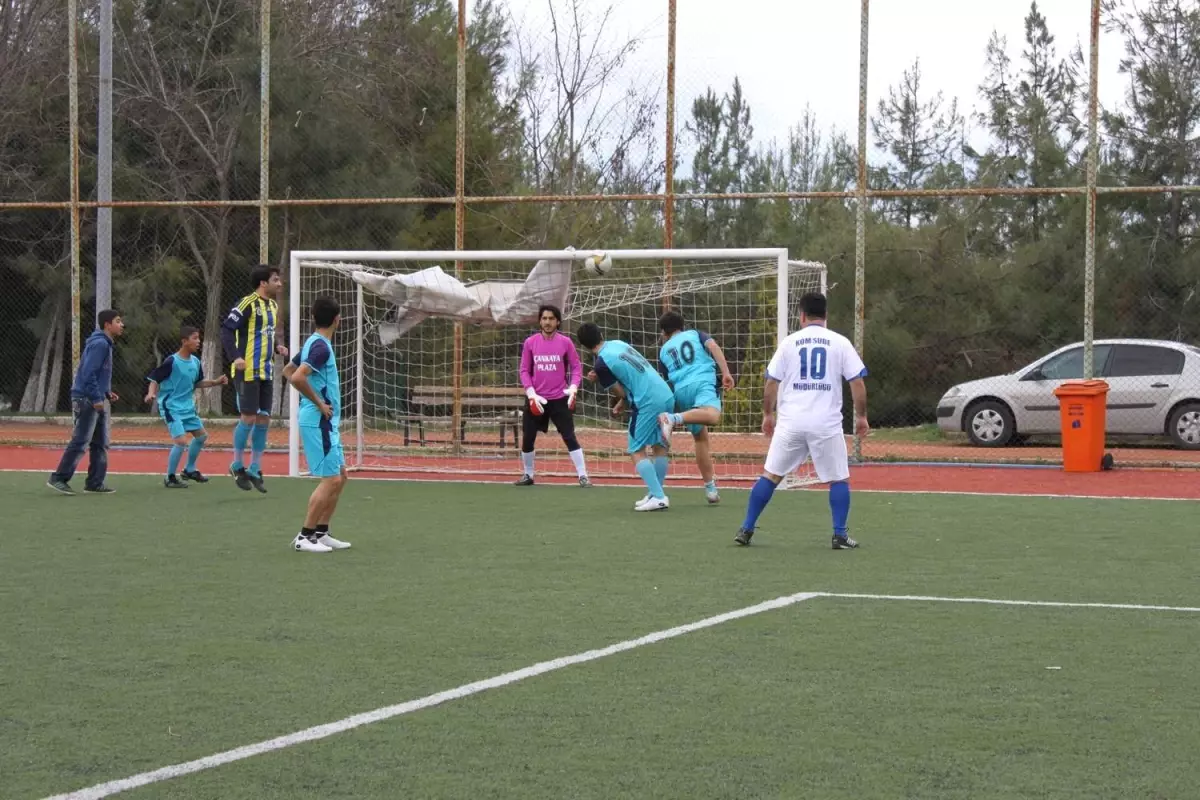 Gaziantep Polisi Çocuklara Sporu Aşılıyor