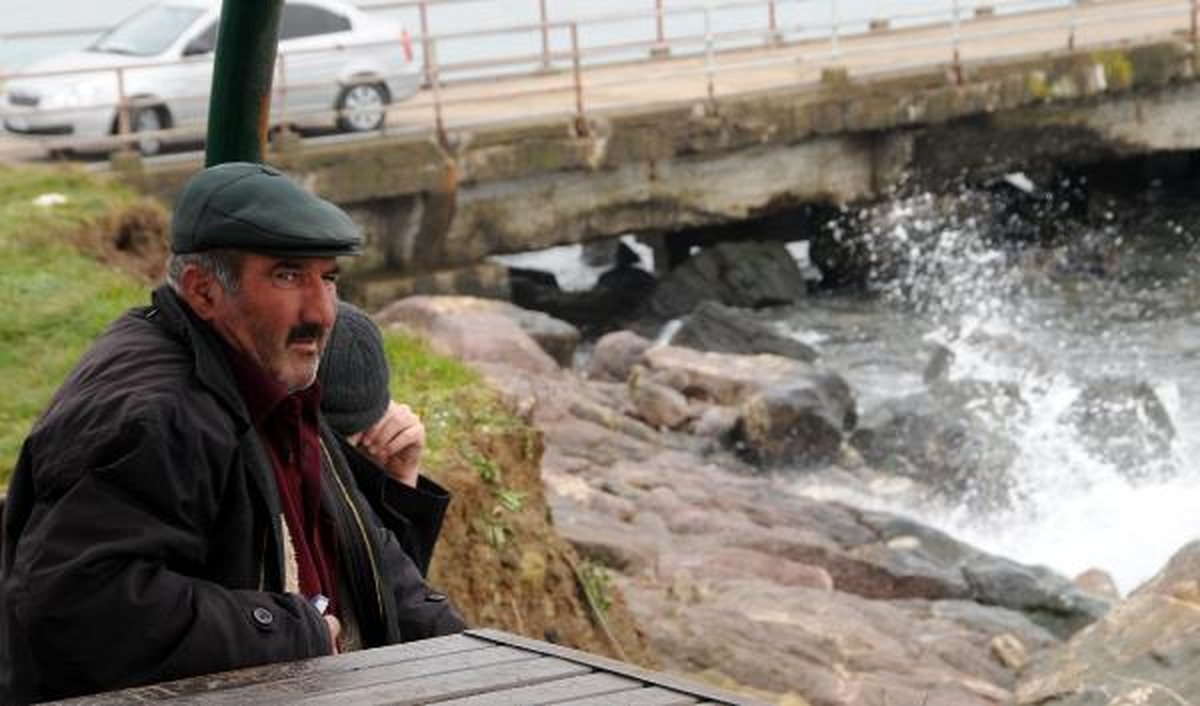 Oğlu Denizde Kaybolan Baba Umutla Bekliyor
