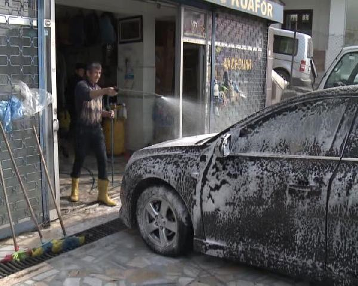 İstanbul\'a Çamur Yağdı (2)