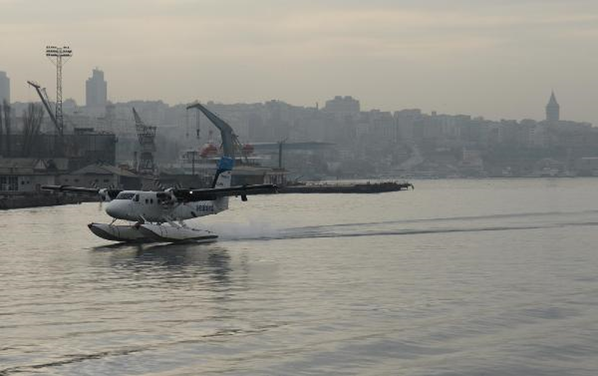 İstanbul-Gemlik Uçağına Çifte Tören