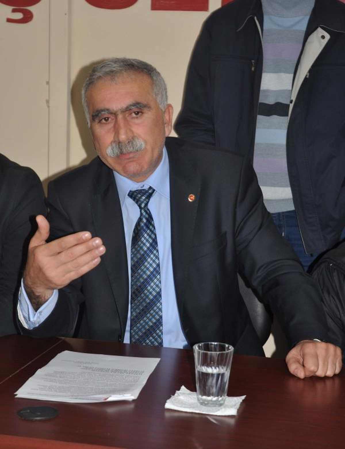 İzmir\'den Sendikaya Operasyona Tepki