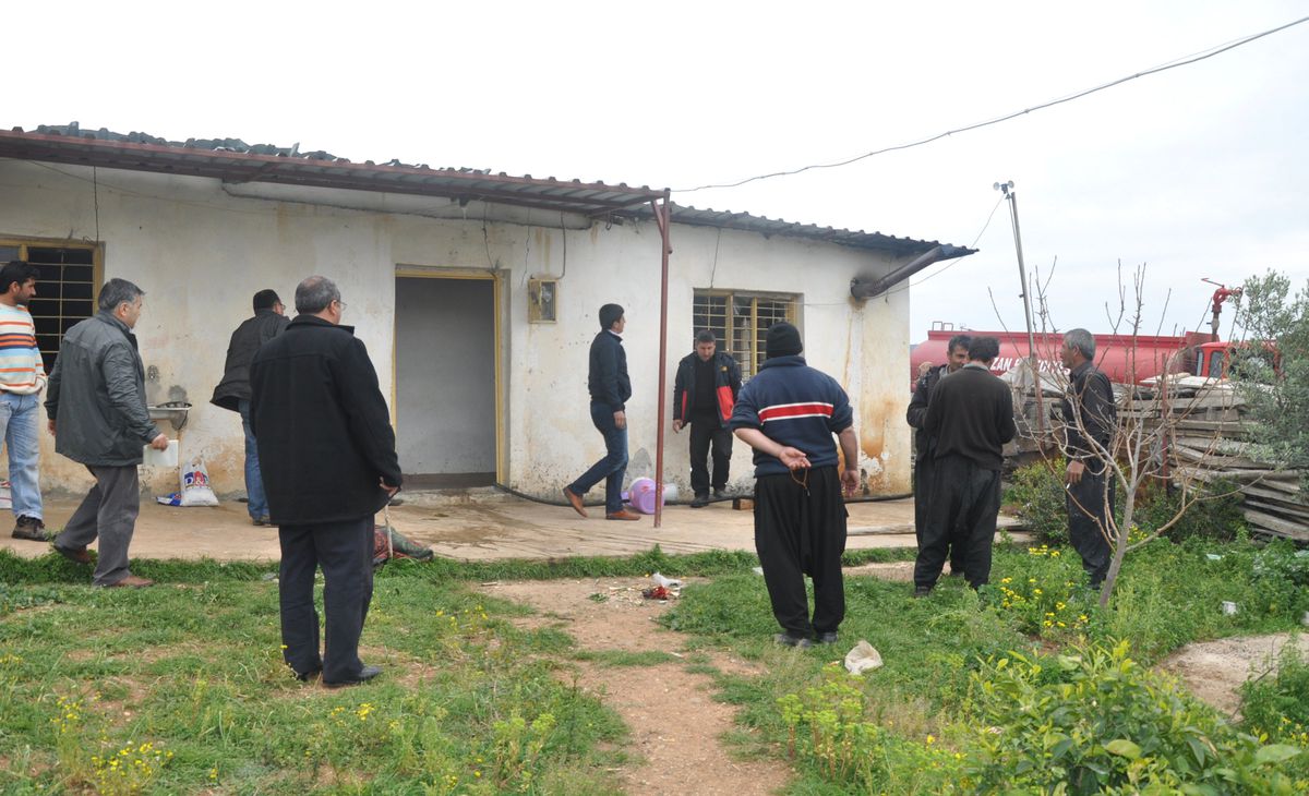 Kozan\'da Ev Yangını