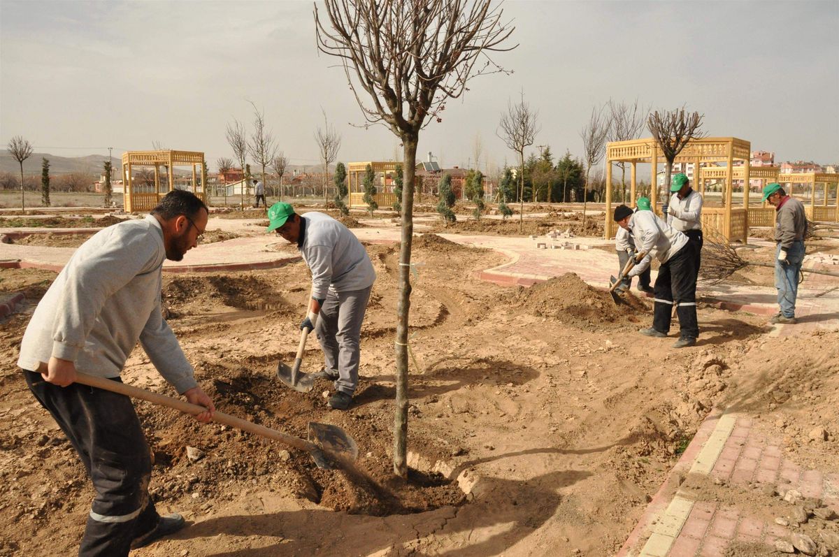 Meram\'da Park Yapımı Sürüyor