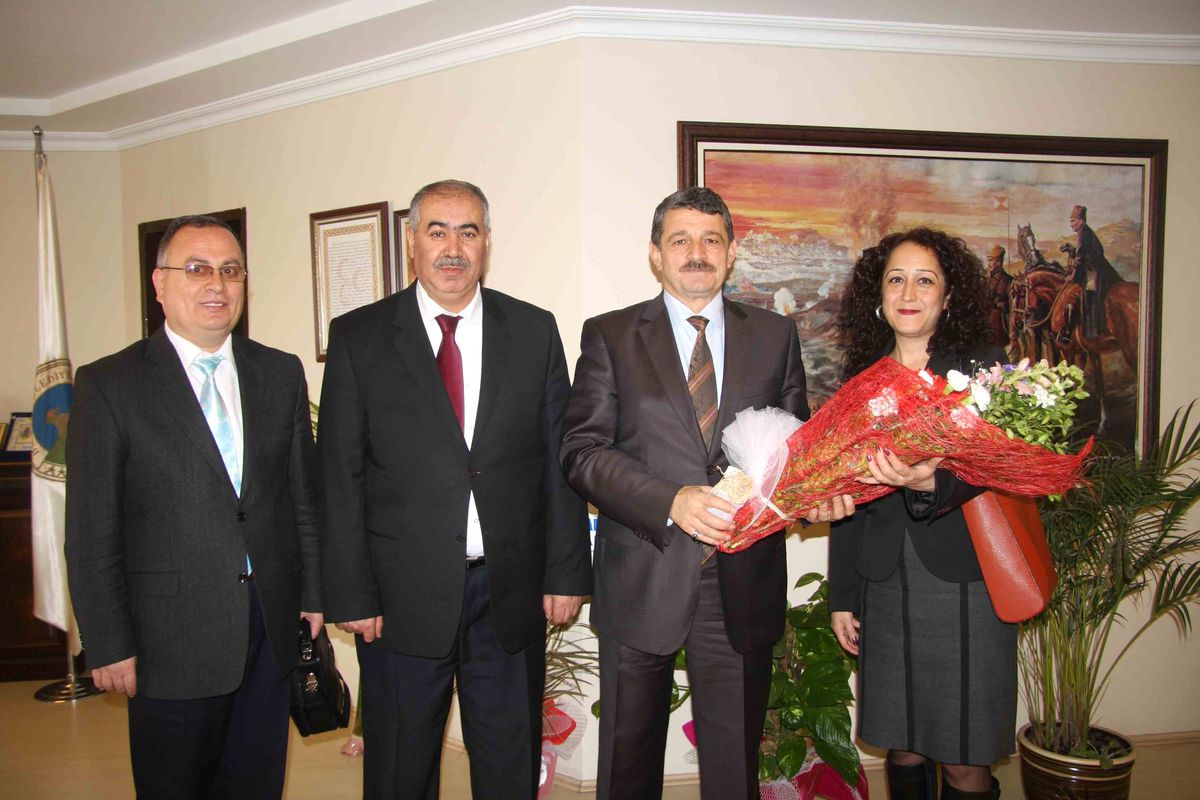 Müdürlerden Başkan Akın\'a Ziyaret