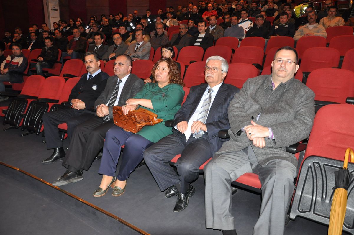 Nazilli Belediyesi\'nde Hizmet İçi Eğitim Semineri