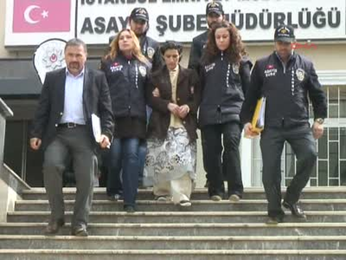 Oğlunu Baltayla Öldüren Anne Adliyeye Sevk Edildi