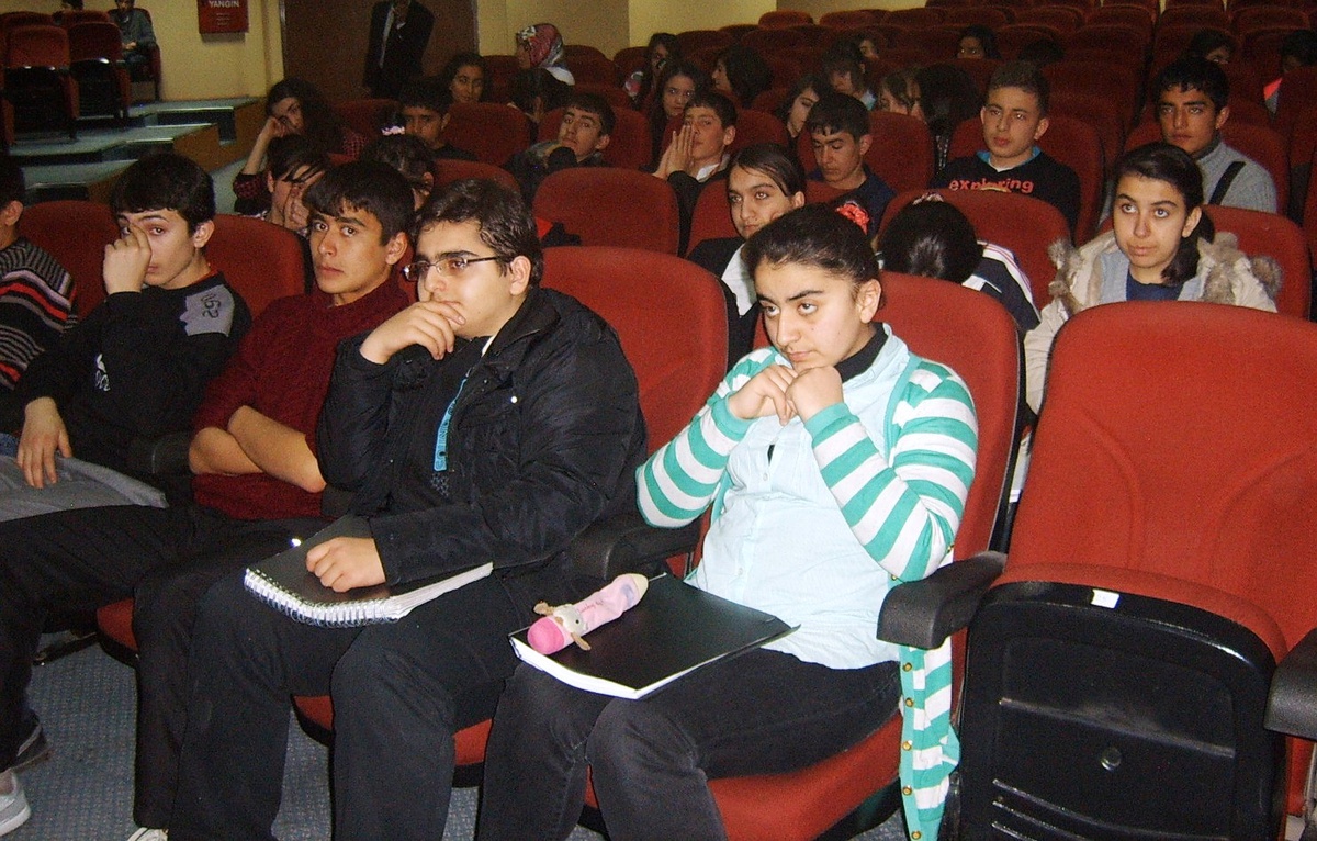 Öğrencilere, "Öykü Yazma Teknikleri" Anlatıldı