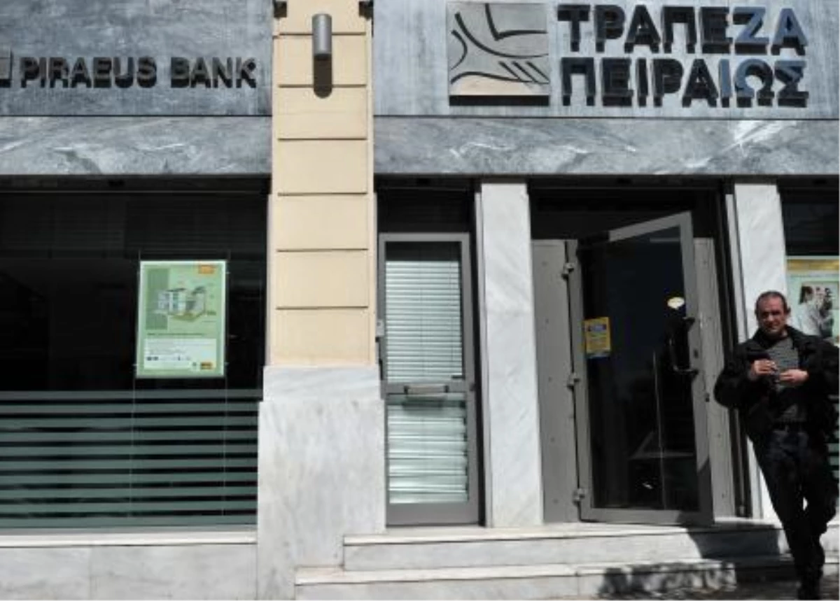 Piraeus Bank, Rum Kesimi\'nin Yunanistan Şubelerini Aldı