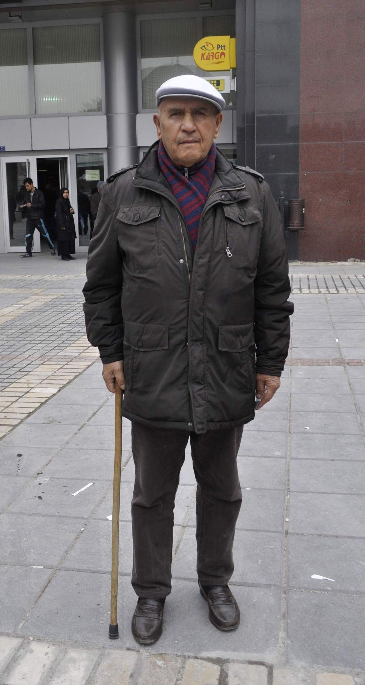 Polis Tüm Servetini Kurtardı