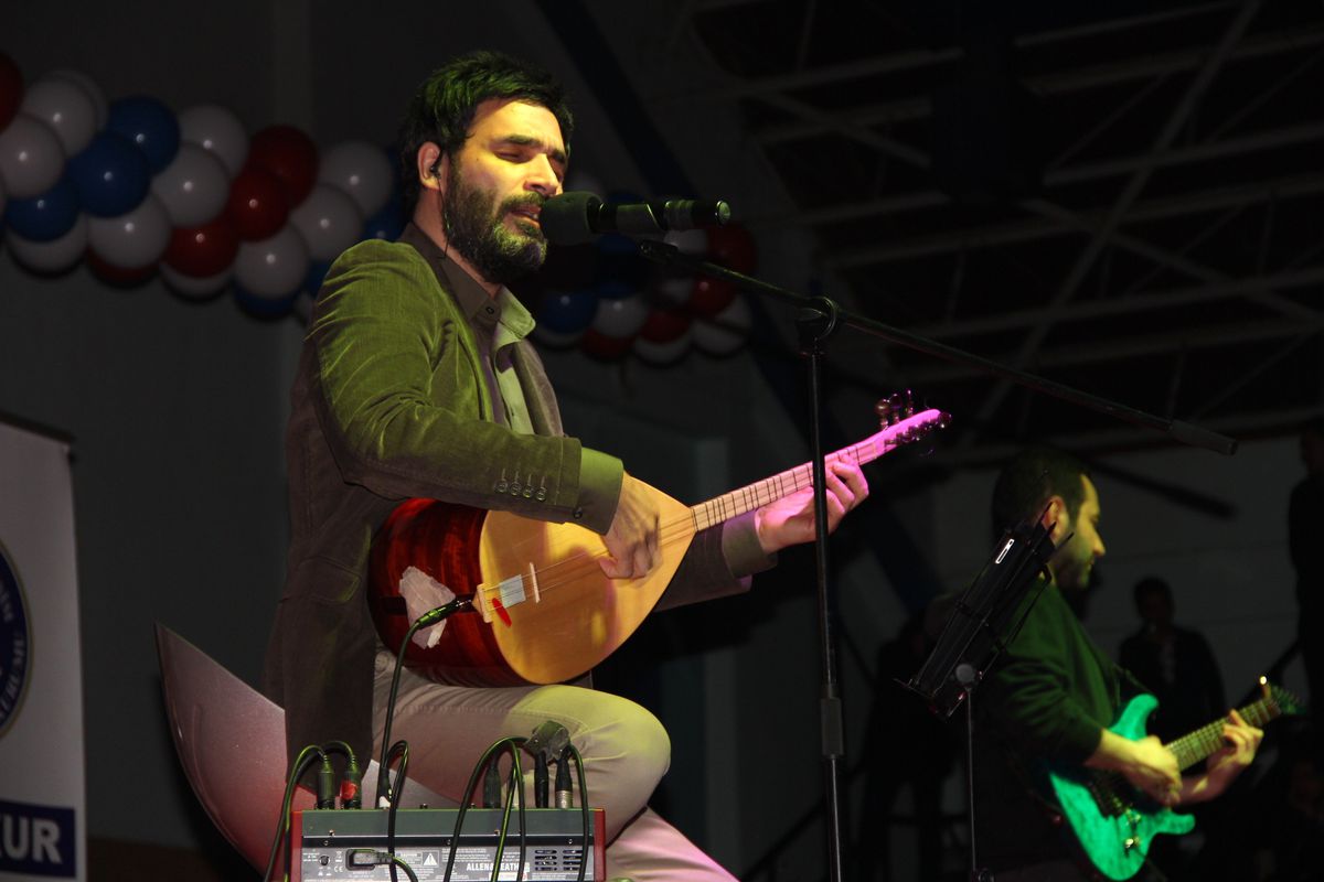 Sakarya\'da Uğur Işılak Konseri