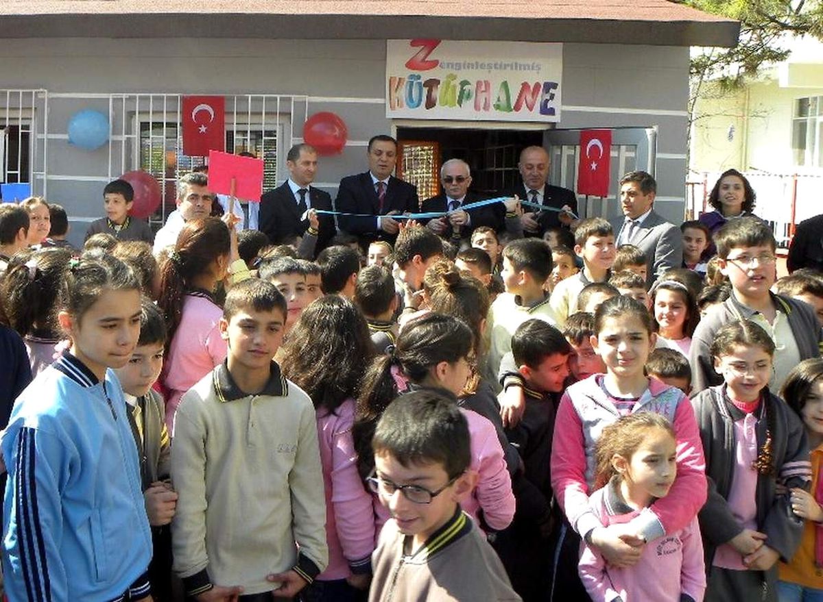Samsun\'da "Z-Kütüphane" Açıldı
