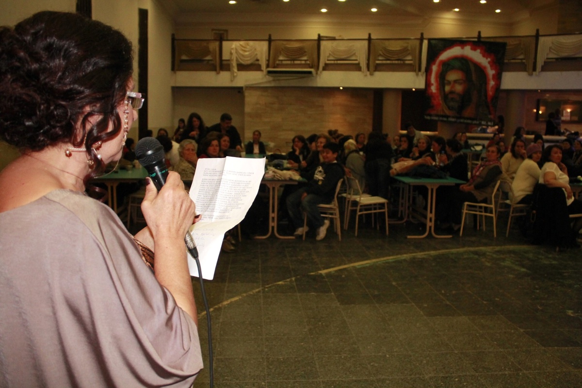Selçuk\'taki Aleviler, Halay Çekip Eğlendi