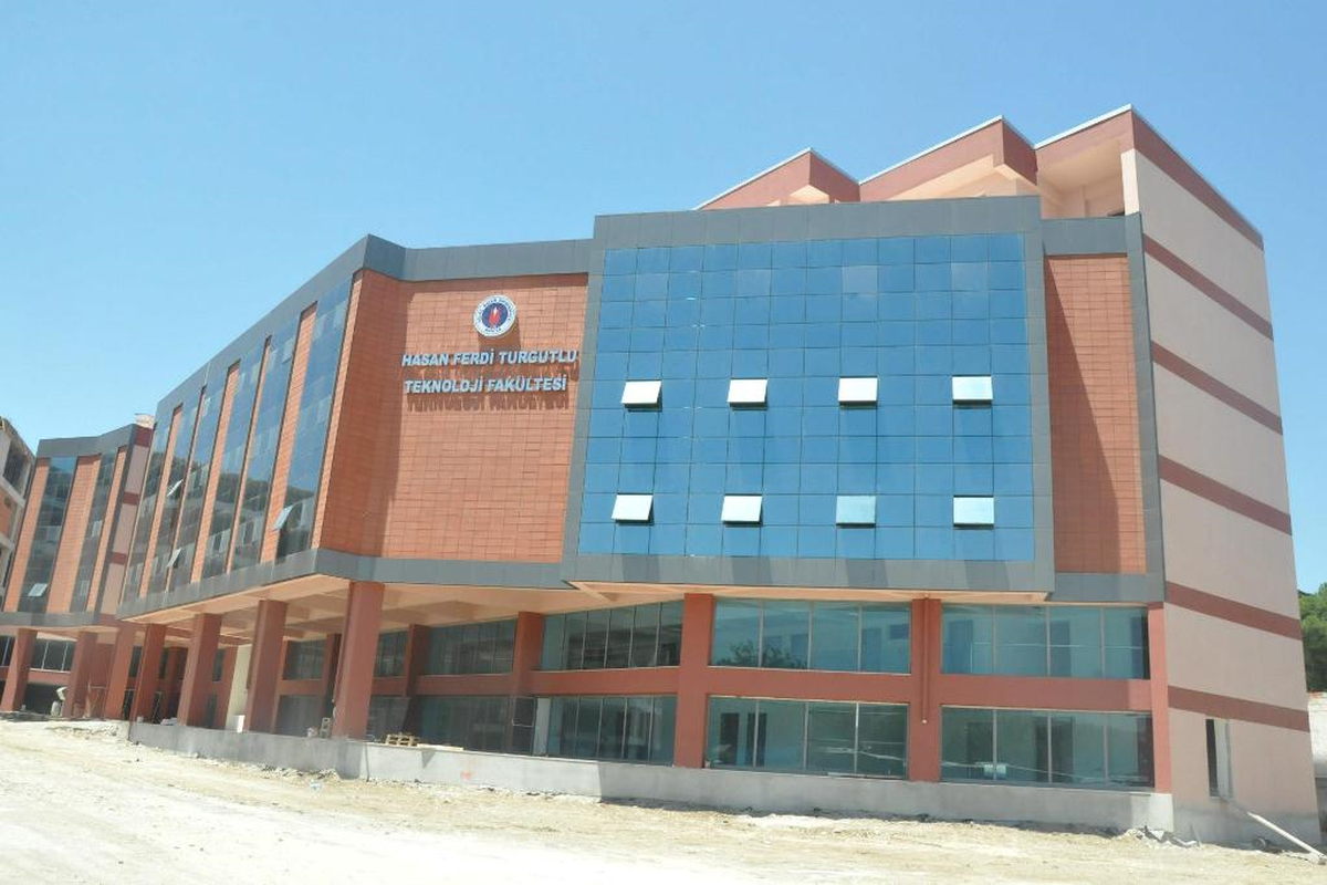 Teknoloji Fakültesi\'ne Bir Sınıf da Tutso\'dan