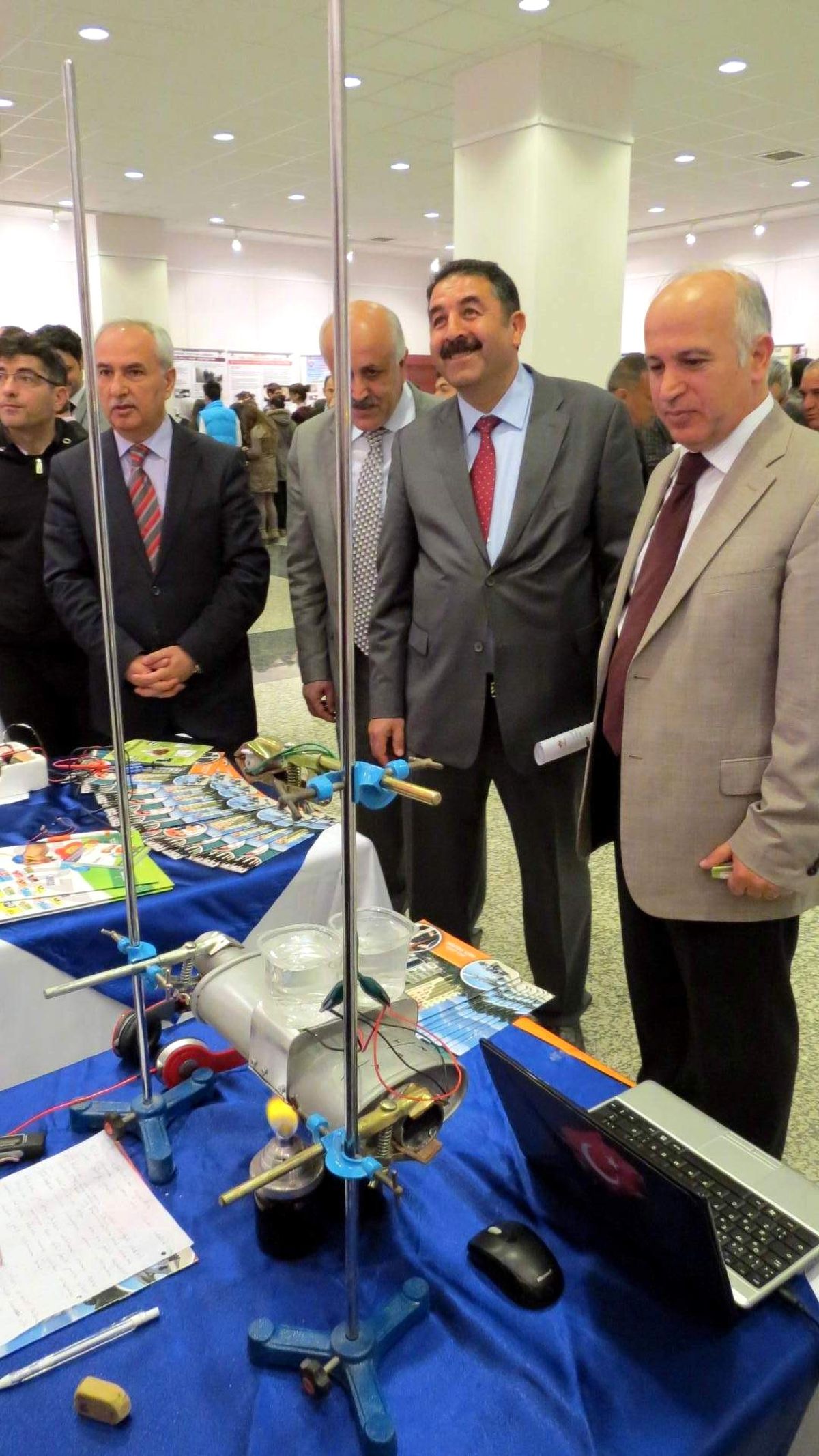Tübitak Bilim Şenliği Başladı