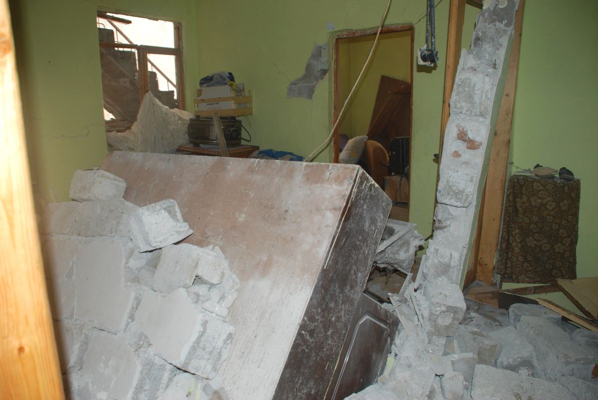 Tüp, Bomba Gibi Patladı: 3 Yaralı
