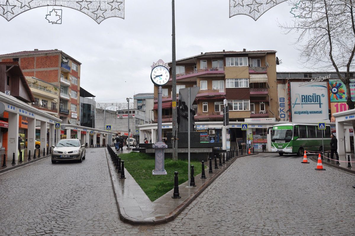 Üçyol\'a Saat Konulacak