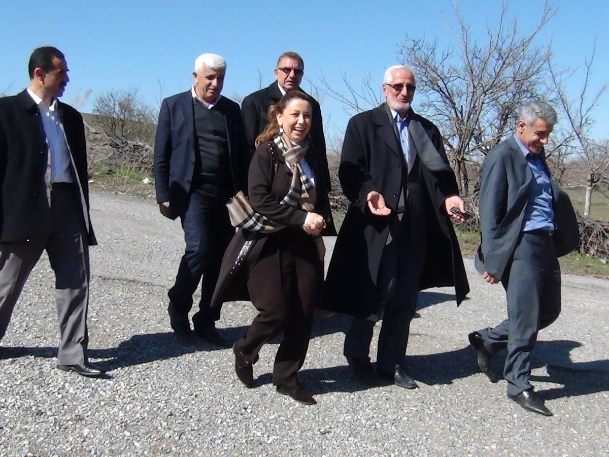 AK Parti Malatya Milletvekili Öznur Çalık Köyleri Ziyaret Etti