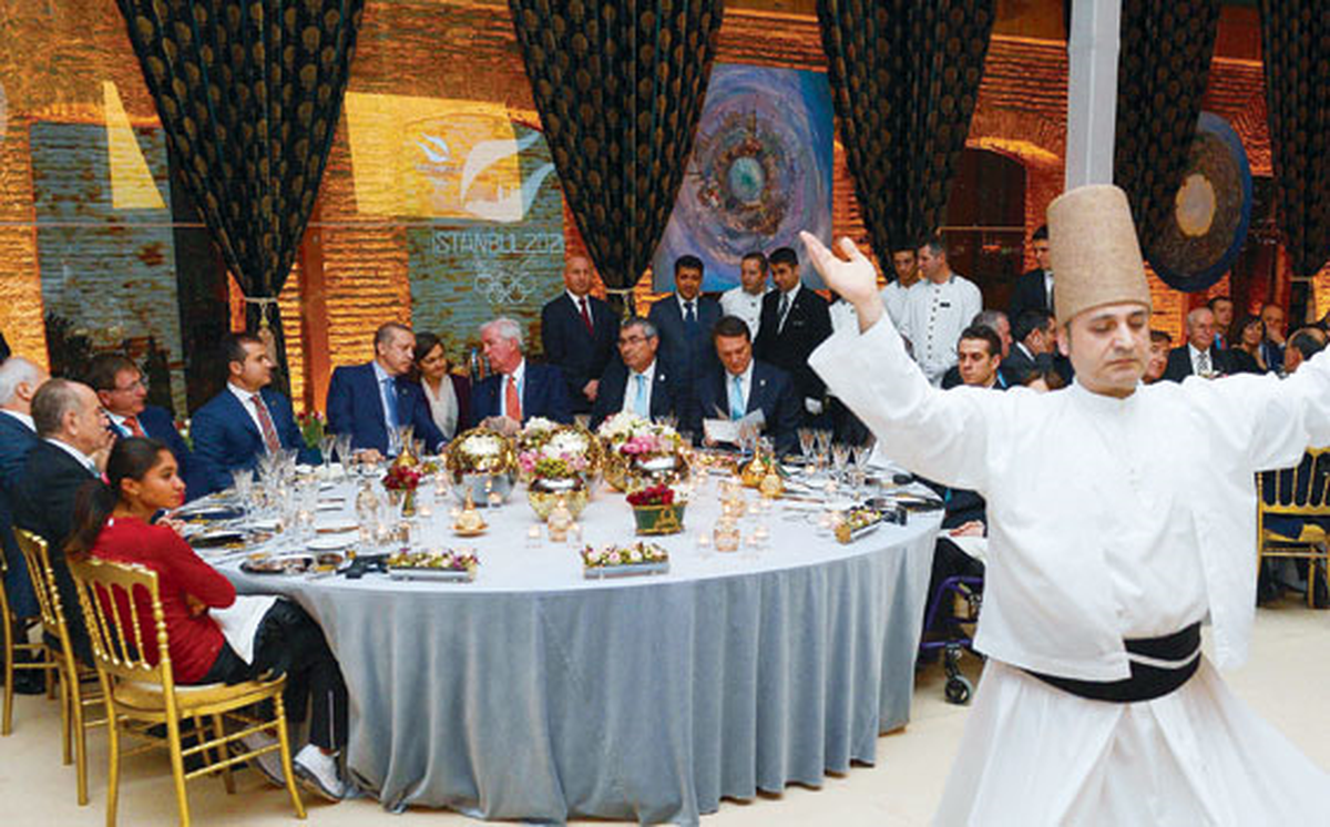 Başbakan Erdoğan\'dan IOC Üyeleri Onuruna Yemek
