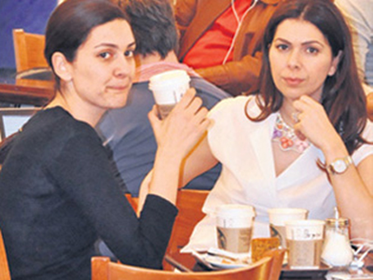 Bergüzar Korel'in Makyajsız Hali