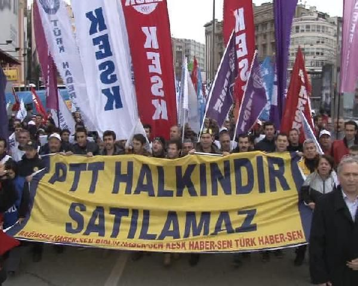 Çaycuma\'da PTT Çalışanları İş Bıraktı