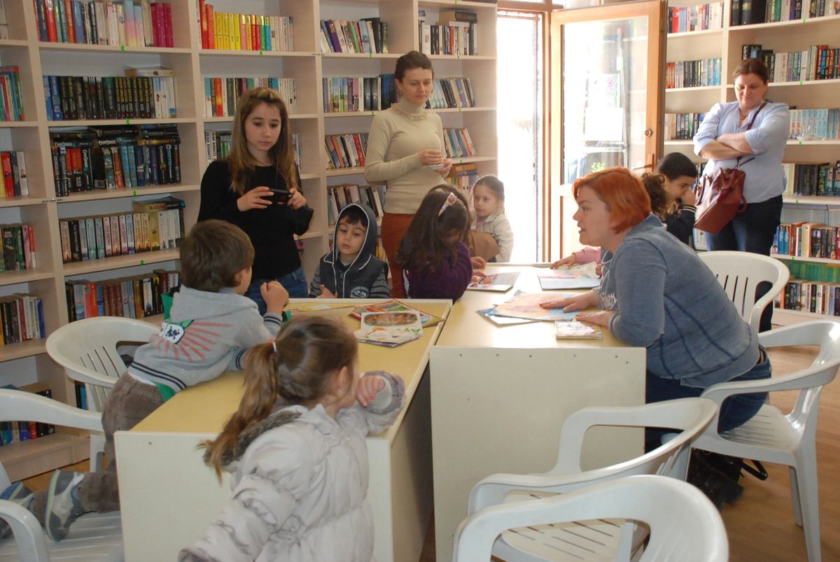 Didimli Miniklerden Kütüphaneye Ziyaret