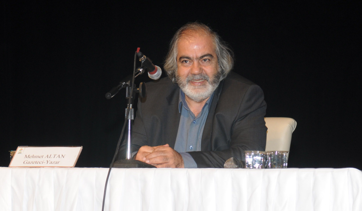 Gazeteci Yazar Mehmet Altan Siirt\'te İmza Günü Düzenleyecek