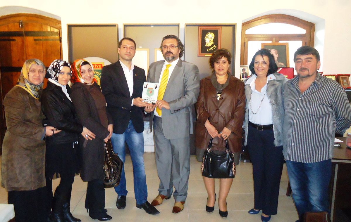 Gebze Gönüllüleri Şehit Ailelerini Ziyaret Etti