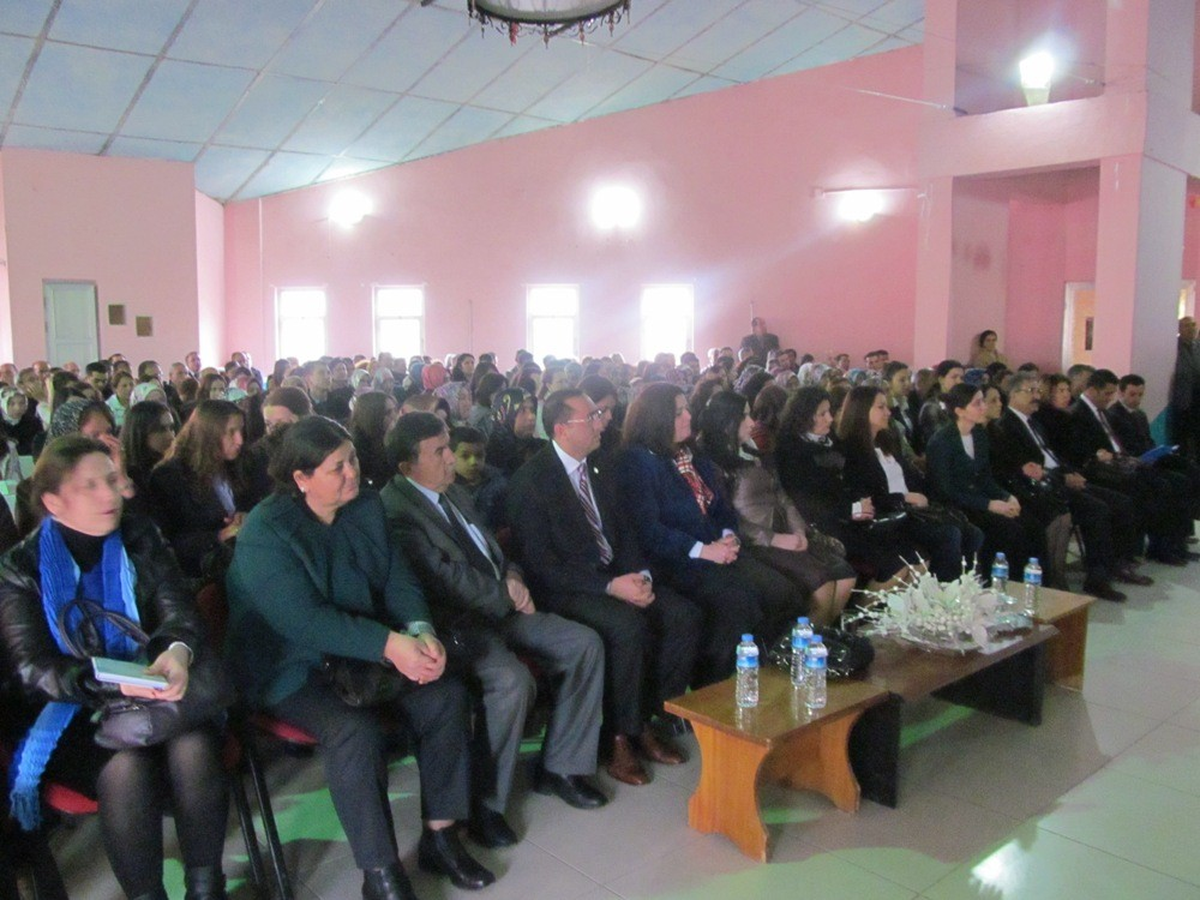Gönül Elçileri Projesi Çal ve Bekilli\'de Tanıtıldı