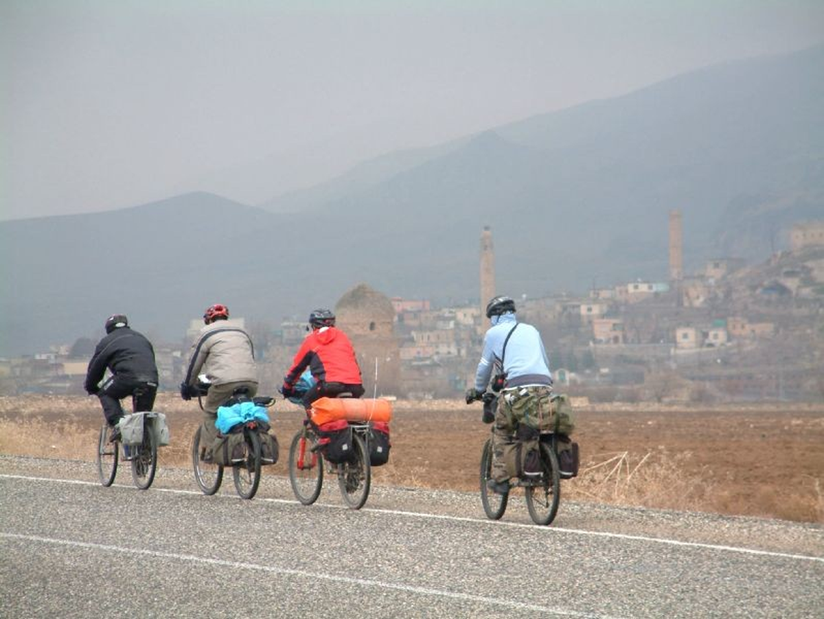 Güzel Bir Hayat İçin Pedal Çevir Adlı Pproje İçin 100 Adet Bisiklet Alınacak