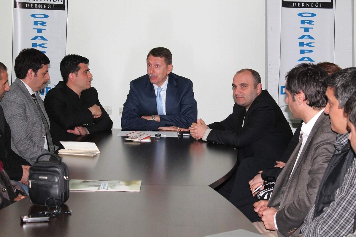 Büyükhatipoğlu, OPD\'e Üyelerine Brifing Verdi