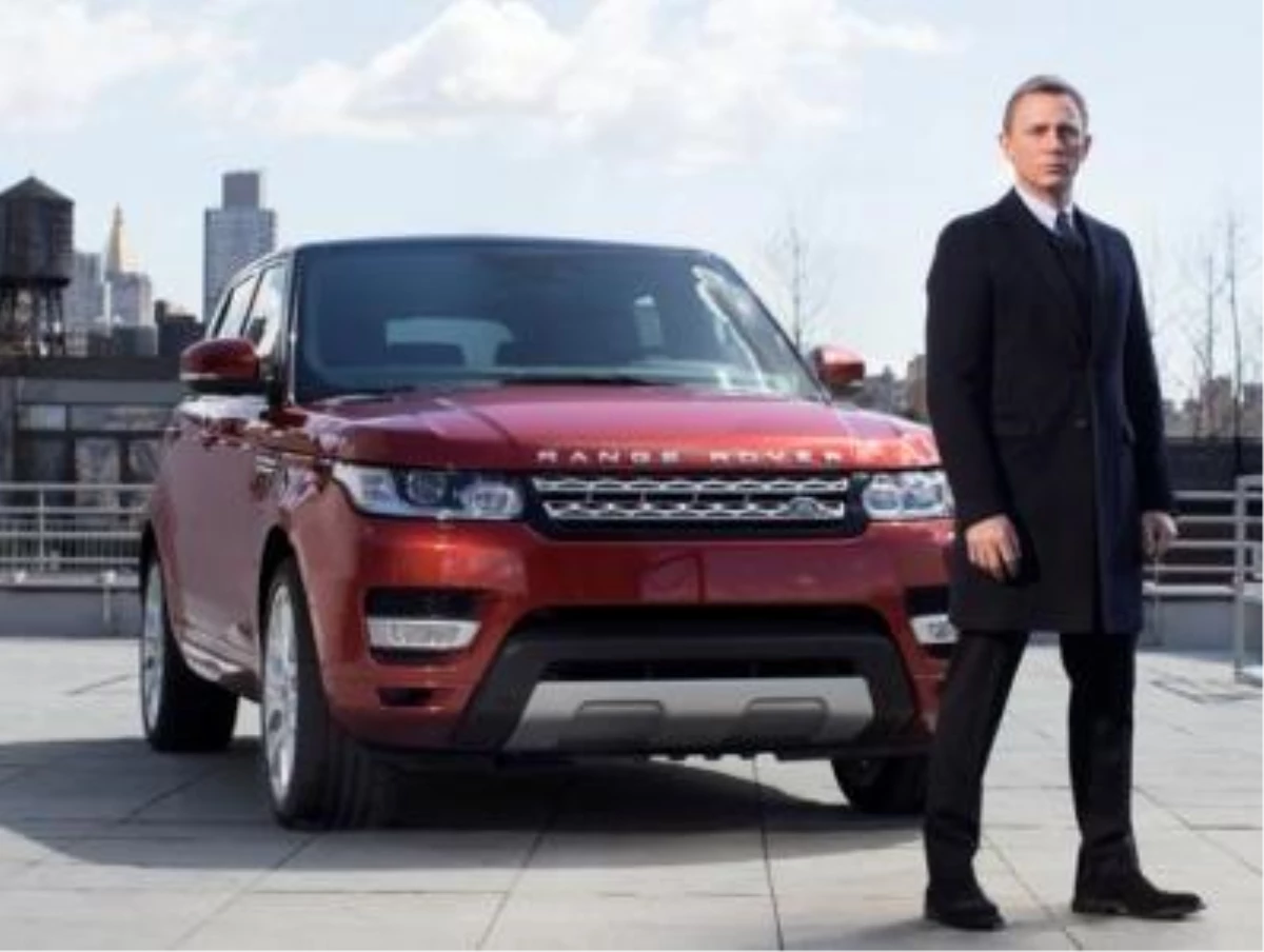James Bond, Range Rover Sport\'u Tanıtıyor!
