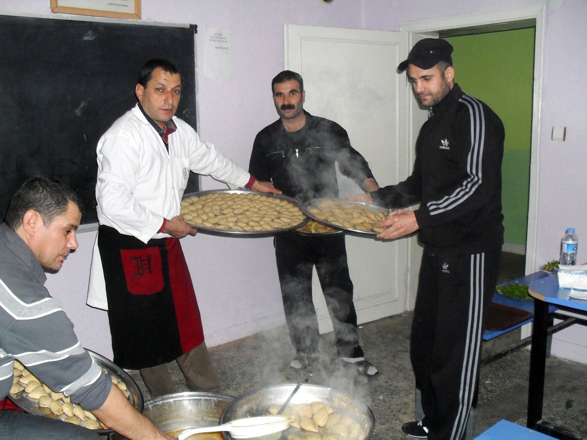 Kızıltepe\'de Mahkumlara Aşçılık Kursu
