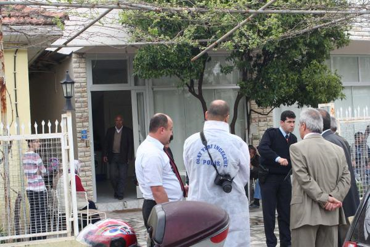 Muhsin Öğretmen Kalp Krizinden Öldü