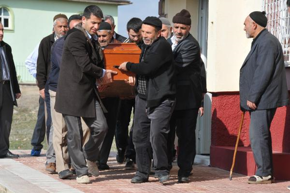 Osmancık Emniyet Müdürünün Anne ve Babası Sobadan Zehirlendi